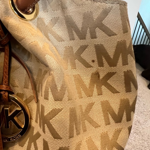 Michael Kors Purse - Picture 3 of 6